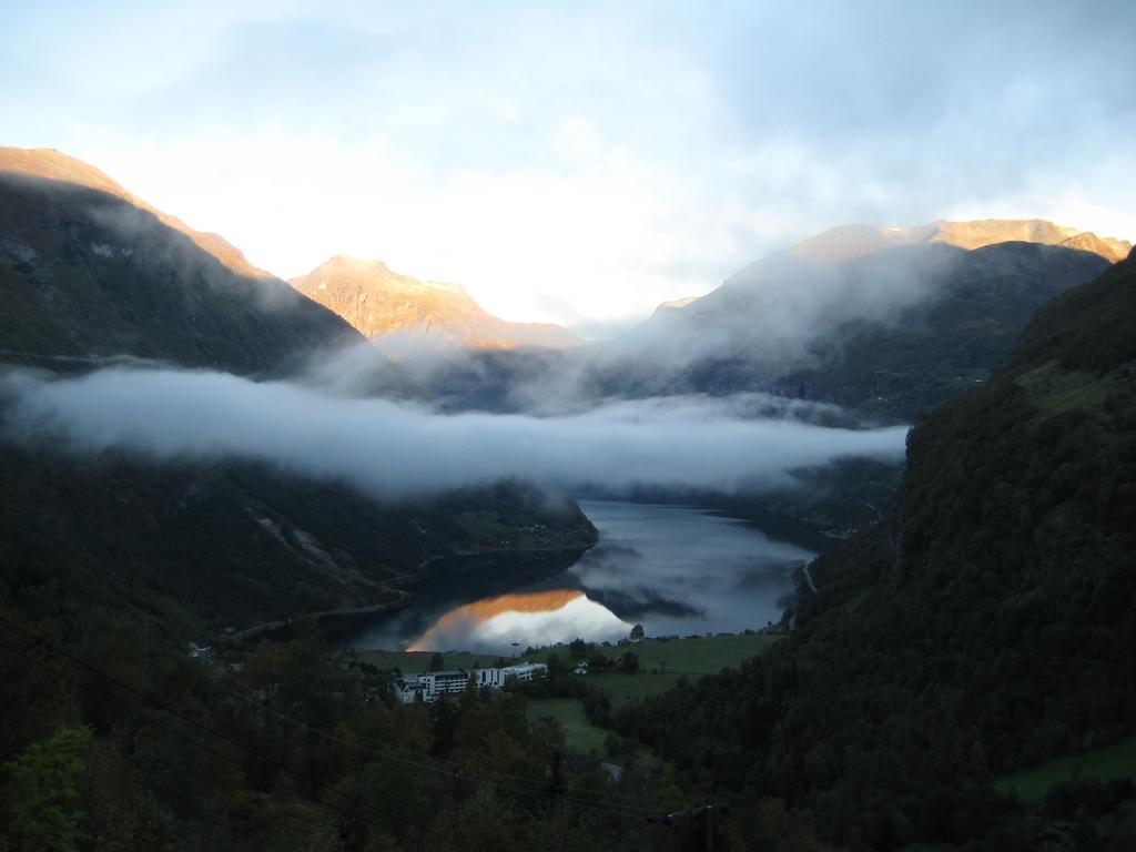 Hotel Lunheim In Geiranger